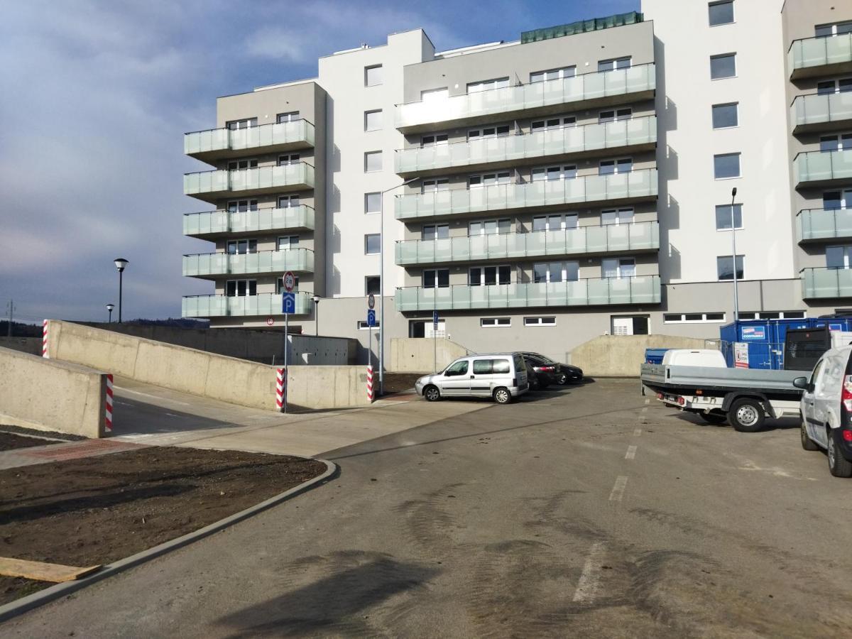 Utulny Byt S Vyhladom Na Tatry Poprad Exterior photo